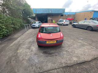 Renault Megane 2 поколение 2005г. 1.6 л., K4M 760 - фото №8