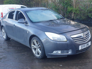 Opel Insignia A 2011г. 2.0 л., A 20 DTH - фото №3