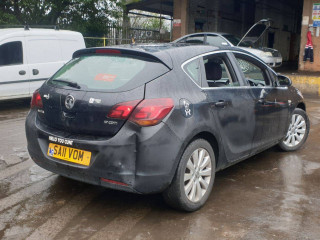 Opel Astra J 2011г. 1.7 л., A 17 DTR - фото №7