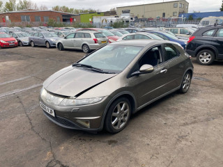 Honda Civic 8 поколение 2006г. 1.8 л., R18A2 - фото №2