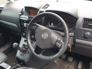 Opel Zafira B [рестайлинг] 2011г. 1.7 л., A 17 DTJ - фото №9