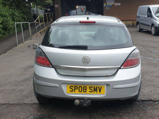 Opel Astra Family/H [рестайлинг] 2008г. 1.7 л., Z 17 DTH - фото №8