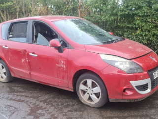 Renault Scenic 3 поколение 2010г. 1.5 л., K9K 836 - фото №3