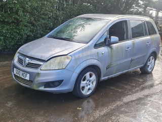 Opel Zafira B [рестайлинг] 2010г. 1.7 л., Z 17 DTJ - фото №2