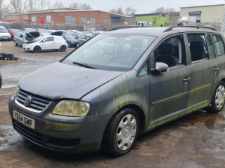 Volkswagen Touran 1 поколение 2004г. 1.9 л., BKC - фото №2