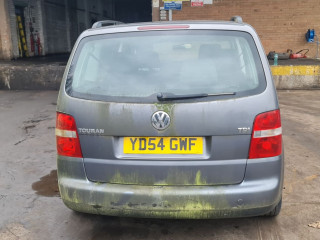 Volkswagen Touran 1 поколение 2004г. 1.9 л., BKC - фото №8