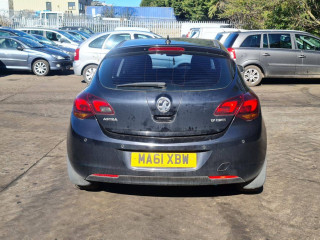 Opel Astra J 2011г. 1.7 л., A 17 DTR - фото №8