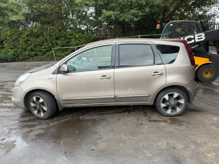 Nissan Note E11 [рестайлинг] 2013г. 1.4 л., CR14DE - фото №4