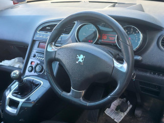 Peugeot 5008 1 поколение 2013г. 2.0 л., RHE (DW10CTED4) - фото №9