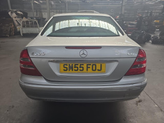 Mercedes-Benz E W211 2005г. 2.2 л. - фото №8