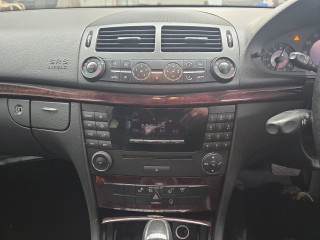 Mercedes-Benz E W211 2005г. 2.2 л. - фото №10