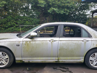 Rover 75 1 поколение [рестайлинг] 2004г. 1.8 л., 18 K4F - фото №4