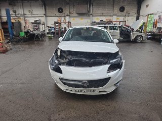 Opel Corsa E 2015г. 1.4 л., B 14 XEL - фото №1