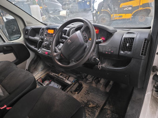 Peugeot Boxer 2 поколение [рестайлинг] 2016г. 2.2 л., 4HH (P22DTE) - фото №9