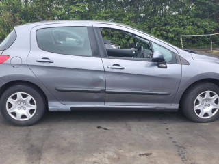 Peugeot 308 1 поколение 2008г. 1.4 л., 8FS (EP3) - фото №5