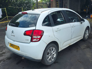 Citroen C3 2 поколение 2010г. 1.4 л., 8HR (DV4C) - фото №7