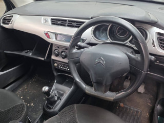 Citroen C3 2 поколение 2010г. 1.4 л., 8HR (DV4C) - фото №9