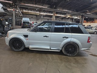 Land Rover Range Rover Sport 1 поколение [рестайлинг] 2010г. 3.0 л., 306DT - фото №4