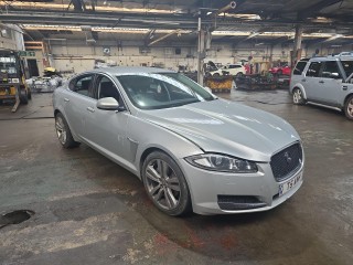 Jaguar XF 1 поколение [рестайлинг] 2012г. 3.0 л., 306DT - фото №3