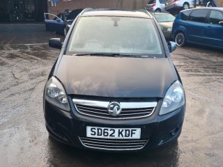 Opel Zafira B [рестайлинг] 2012г. 1.8 л., A 18 XER - фото №1