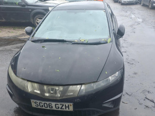 Honda Civic 8 поколение 2006г. 1.8 л., R18A2 - фото №1