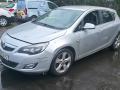Opel Astra J 2012г. 1.7 л., A 17 DTR - фото №2