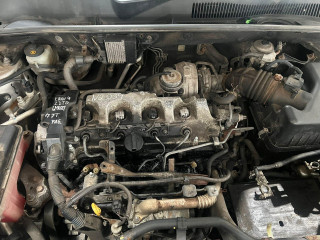 Toyota RAV4 3 поколение XA30 2008г. 2.2 л., 2AD-FTV - фото №11