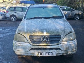 Mercedes-Benz M W163 1999г. 4.3 л., M 113.942 - фото №1