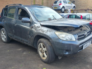 Toyota RAV4 3 поколение XA30 2006г. 2.2 л., 2AD-FTV - фото №3