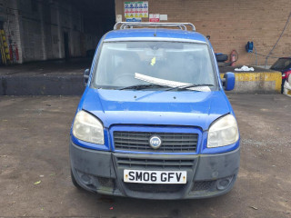 Fiat Doblo 1 поколение [рестайлинг] 2006г. 1.4 л., 350 A1.000 - фото №1