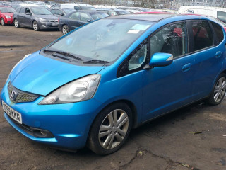 Honda Jazz 2 поколение 2009г. 1.4 л., L13Z1 - фото №2