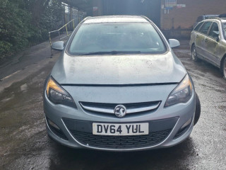 Opel Astra J [рестайлинг] 2014г. 1.6 л., B 16 DTH - фото №1