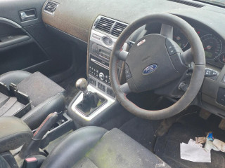 Ford Mondeo 3 поколение [рестайлинг] 2005г. 2.2 л., QJBB - фото №9