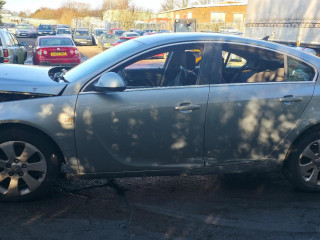 Opel Insignia A 2011г. 2.0 л., A 20 DTH - фото №4