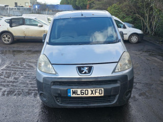 Peugeot Partner 2 поколение 2010г. 1.6 л., 9HT (DV6BTED4) - фото №1