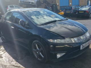 Honda Civic 8 поколение 2006г. 1.8 л., R18A2 - фото №3