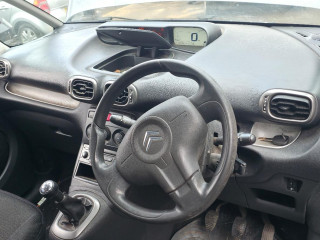Citroen C3 Picasso 1 поколение 2010г. 1.6 л., 9HX (DV6ATED4) - фото №9