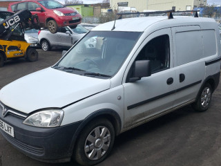 Opel Combo C [рестайлинг] 2006г. 1.3 л., Z 13 DTJ - фото №2