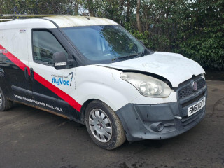 Fiat Doblo 1 поколение [рестайлинг] 2010г. 1.3 л., 199 A3.000 - фото №3