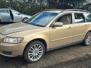 Volvo V50 1 поколение [рестайлинг] 2008г. 1.6 л., B 4164 S3 - фото №2