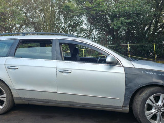 Volkswagen Passat B6 2009г. 1.9 л., BXE - фото №5