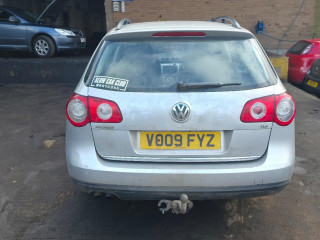 Volkswagen Passat B6 2009г. 1.9 л., BXE - фото №8
