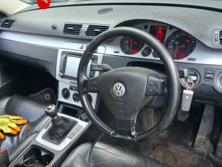 Volkswagen Passat B6 2009г. 1.9 л., BXE - фото №9