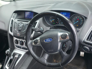 Ford Focus 3 поколение 2011г. 1.6 л., JTDA - фото №9