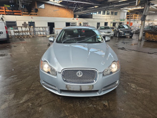 Jaguar XF 1 поколение 2009г. 3.0 л., 306DT - фото №1