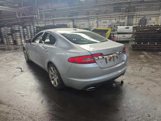 Jaguar XF 1 поколение 2009г. 3.0 л., 306DT - фото №6