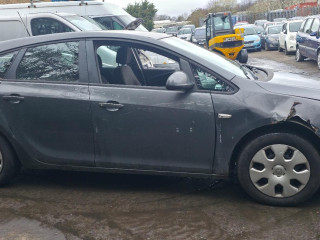 Opel Astra J 2010г. 1.4 л., A 14 XER - фото №5