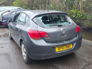 Opel Astra J 2010г. 1.4 л., A 14 XER - фото №6