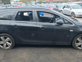 Opel Astra J [рестайлинг] 2013г. 2.0 л., A 20 DTH - фото №5