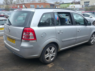 Opel Zafira B [рестайлинг] 2010г. 1.6 л., Z 16 XER - фото №7